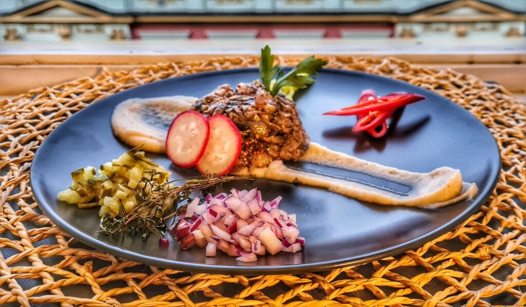 vegan mushroom tartare